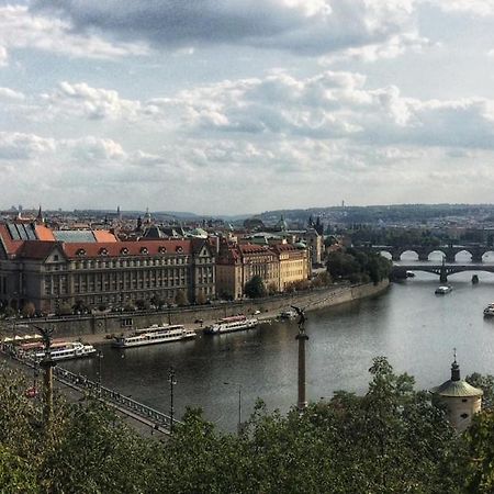 Spacious Prague View Apartment Extérieur photo