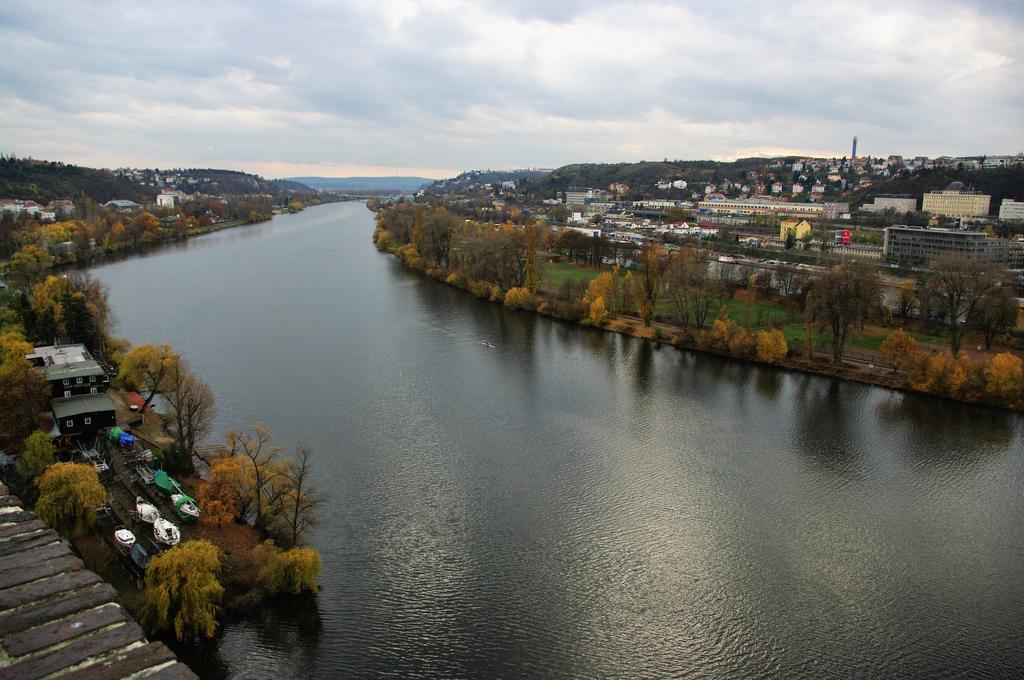Spacious Prague View Apartment Extérieur photo